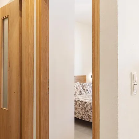 Apartment Andriani *